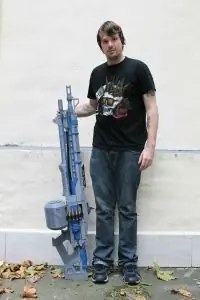 Thunderlord_stand Thunderlord_stand