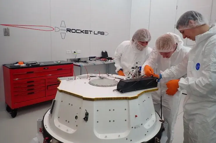 Технология 3D-печати CRP использовалась в различных областях, от автоспорта до аэрокосмической отрасли (на фото).