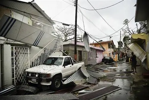 Tesla отправила сотни систем Powerwall в пострадавший от урагана Пуэрто-Рико