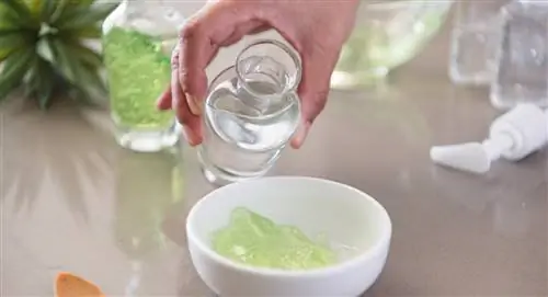 7 вещей, которые вы должны знать, прежде чем делать дезинфицирующее средство для рук в домашних условиях