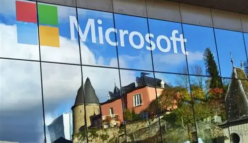 Microsoft «оптимизирует» свой бизнес по производству смартфонов, сократив 1850 рабочих мест и списав 950& миллионов долларов