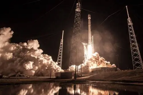 SpaceX запрашивает разрешение FCC на эксплуатацию 1 млн «земных станций»