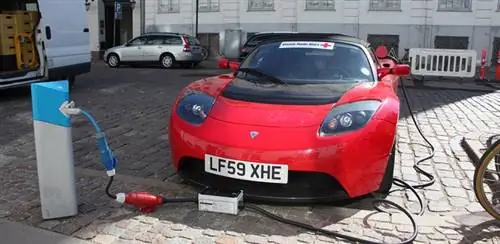 Storedot обещает автомобильный аккумулятор, который заряжается за 3 минуты