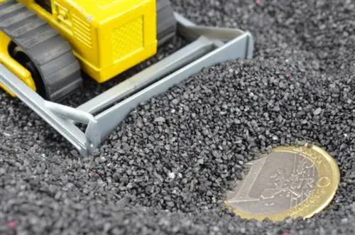 Shutterstock_205698988-копать-поиск сокровищ