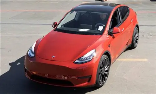 Tesla построила свой миллионный автомобиль