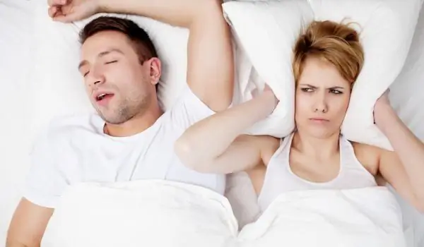 Мужчины больше говорят во сне, чем женщины