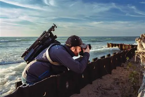 О фотографии: Брайан Эслер, фотограф с 1986 г. по настоящее время, работающий на берегу озера Мичиган.