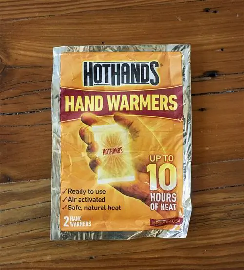 Грелки для рук HotHands. Они предназначены не только для согрева рук.
