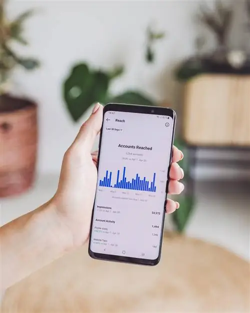 Согласно отчету, люди покупают наркотики через Instagram