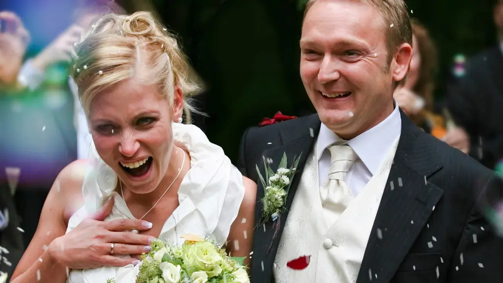 Почему мы плачем от счастья?