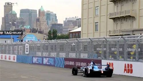 Гоночные электрокары наконец-то смогут проехать гонку без подзарядки