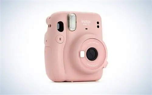 Fujifilm Instax Mini 11 - один из лучших подарков для девочек-подростков.
