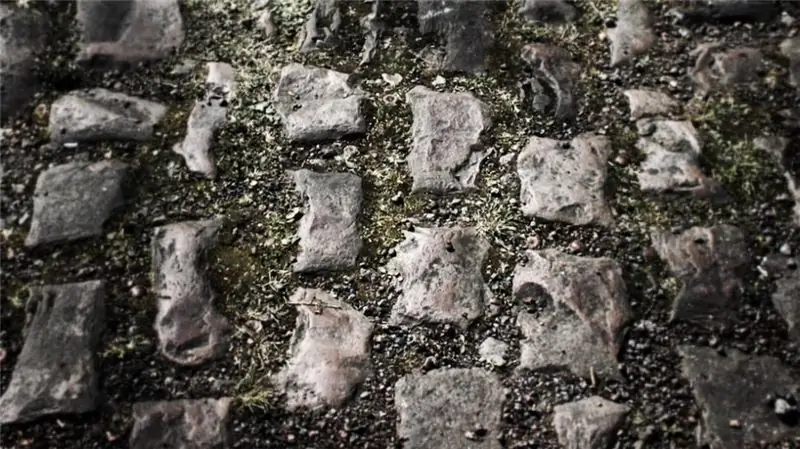 Два мощеных участка, вырезанных из маршрута сегодняшнего этапа Тур де Франс