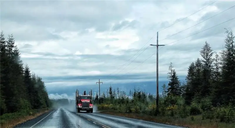 Шотландский комиссар дорожного движения жестко относится к использованию телефона водителем грузовика &