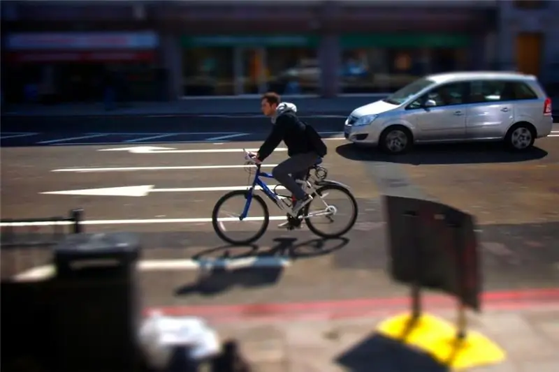 Исследование показало, что меры, направленные на то, чтобы заставить водителей снизить скорость, повышают опасность для велосипедистов