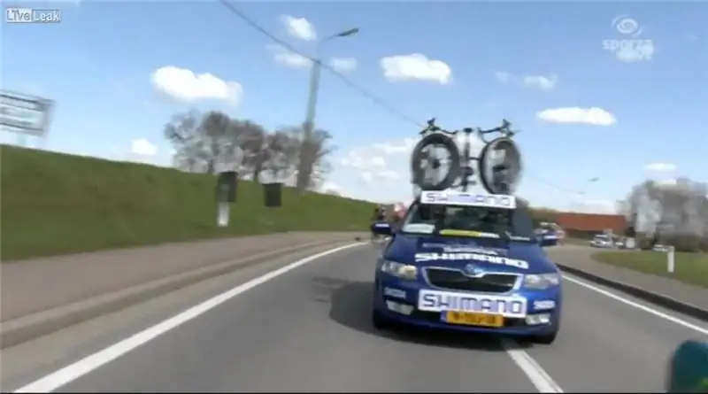 Штраф в размере 150 евро для водителя нейтральной службы, сбившего Джесси Сержента на Туре Фландрии