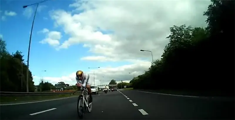 Highways England принимает решение не запрещать велосипедистам участвовать в самой быстрой гонке на время в Великобритании