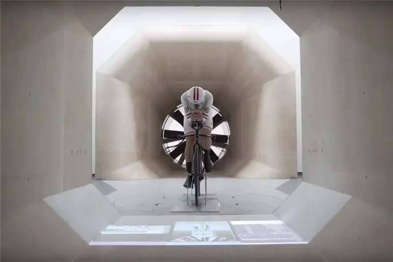 Alex Dowsett использует Zwift для подготовки к попытке установить рекорд Hour – и вы можете присоединиться к нему