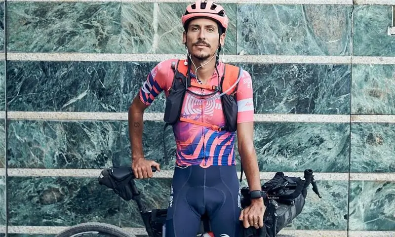 Лахлан Мортон - фото Оливер Гренаа 01