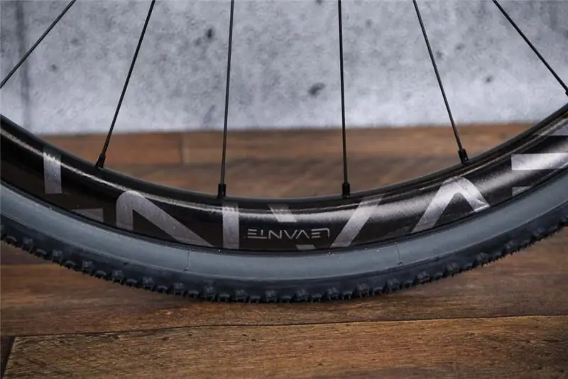 Гравийная колесная пара Campagnolo Levante 2022 - деталь обода