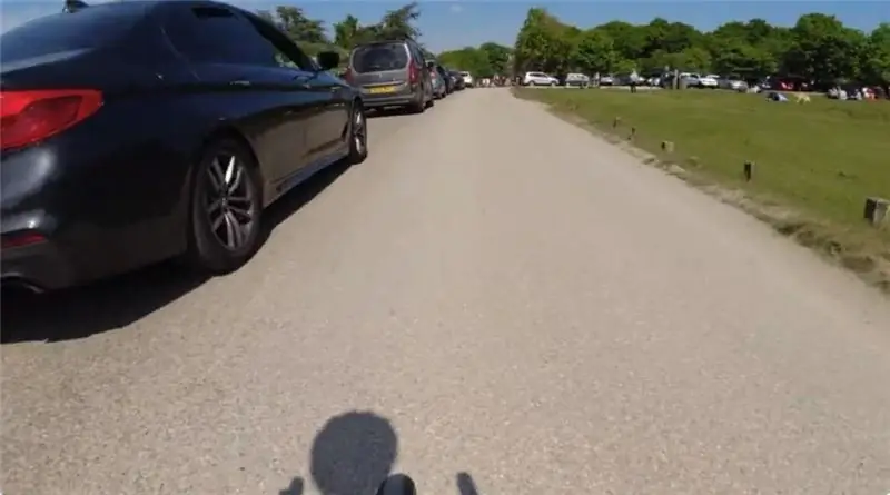 Водители устроили огромные пробки в Ричмонд-парке из-за выходных