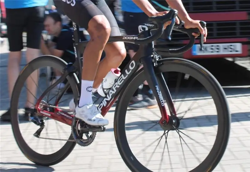 Тур де Франс 2019 Team Ineos Pinarello Dogma F12 - 1 (1)