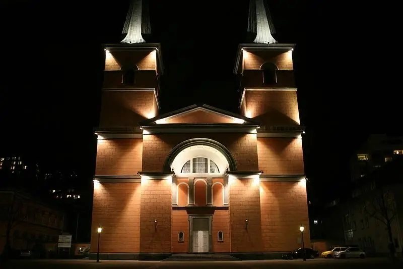 Учащиеся Саут-Шилдс проводят половину семестра на велосипеде, преодолевая 250 миль в городе-побратиме в Германии