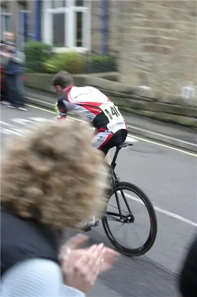 Отчет: Клинтон выиграла национальный чемпионат по скалолазанию