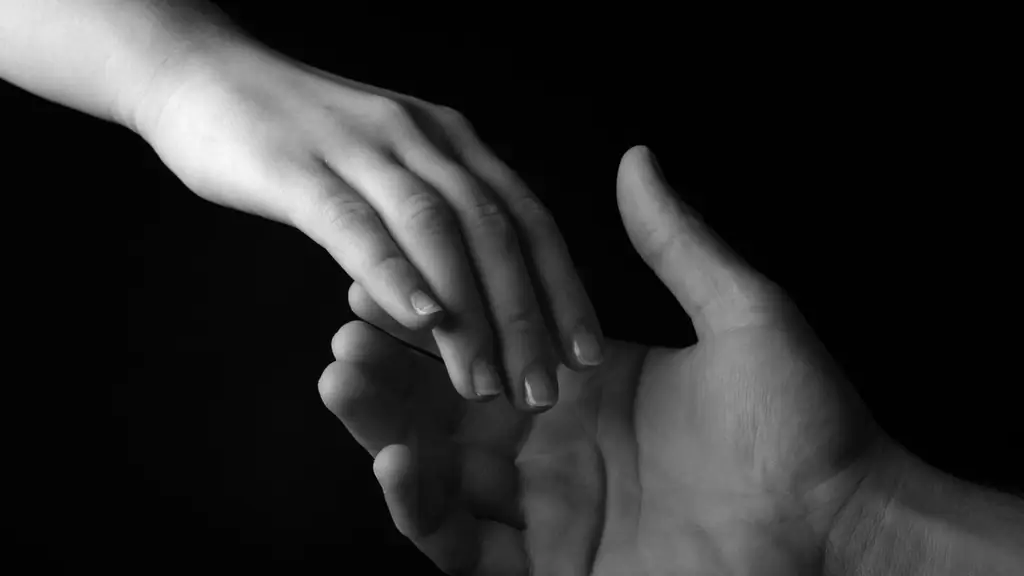 Окситоцин: больше, чем просто гормон объятий