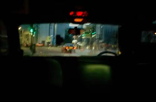 Шаткие виды, подобные этому, увиденному во время автомобильной поездки в Лондоне, Англия, печально известны тем, что