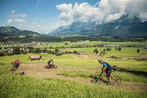 Маршруты OD Trails (Oberndorf Trails), расположенные вокруг подъемника Таувизенлифт в Оберндорфе, идеально подходят для новичков.