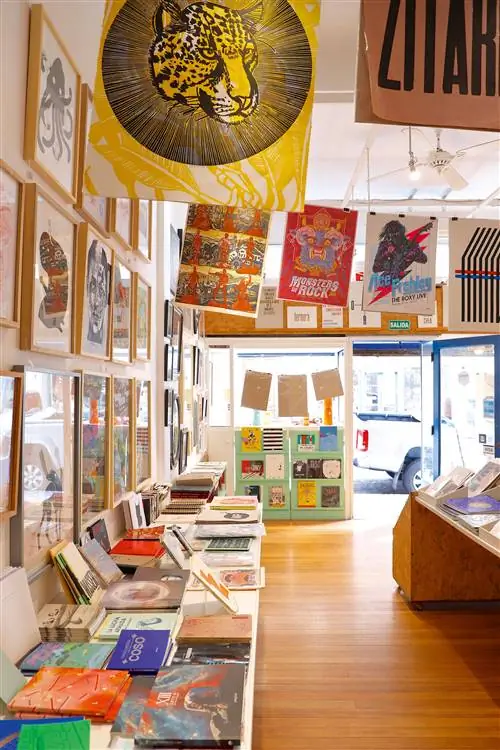 Quorum, который продает репродукции аргентинских художников с целью дать платформу для молодых креативщиков.