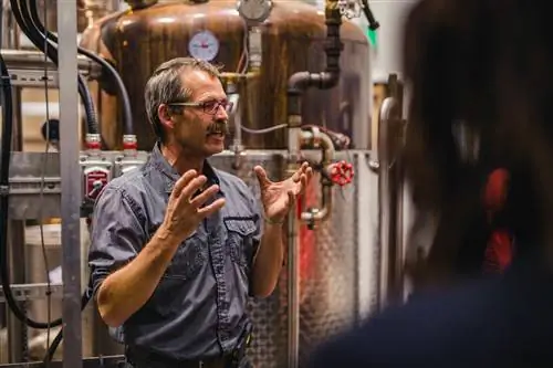 Джон Кот: соучредитель и винокурня Black Fox Farm & Distillery, Саскатун.