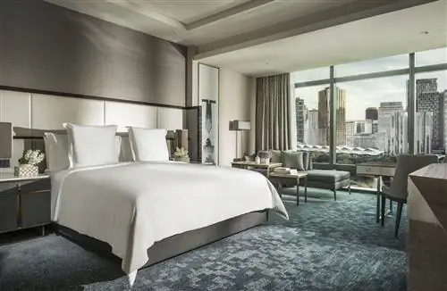 Номер в Four Seasons Номер в Four Seasons