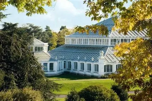 Умеренный дом Кью