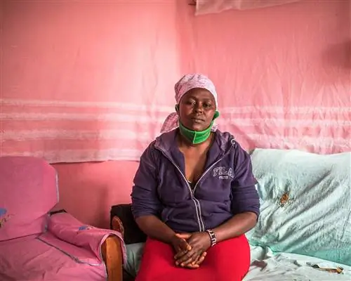 37-летняя Рут Мумби потеряла мужа в 2016 году из-за бегемота недалеко от пляжа Карагита. Заменить