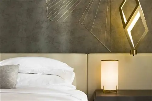 Для Kimpton La Peer местный дизайнер Гулла Йонсдоттир в 2018 году реконструировала здание в стиле ар-деко.