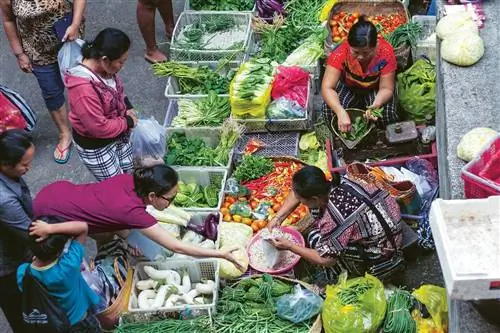 Раннее утро на рынке Бали в Убуде.