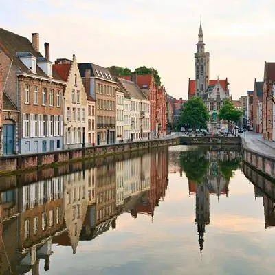 Как местный житель: Брюгге глазами его мастеров