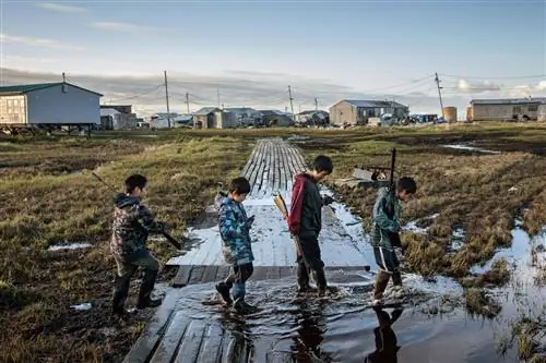Это не первый раз, когда этому сообществу приходится переезжать. В 1949 году Бюро