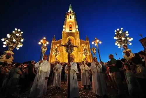 Шествие Айнсилем