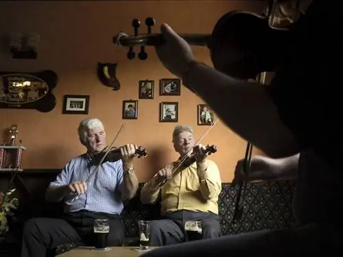 Скрипачи, Ирландия