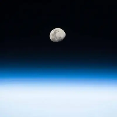 10 удивительных фактов о Луне