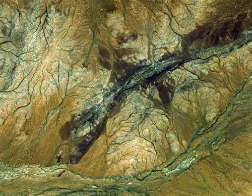 Спутник ASTER сделал это изображение района Джек-Хиллз в Австралии. Это