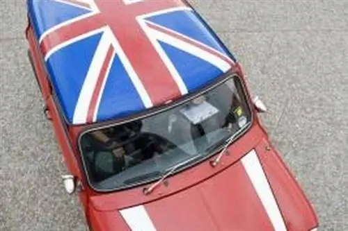 Как починить обшивку крыши автомобиля