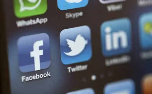 социальная реклама-facebook-twitter