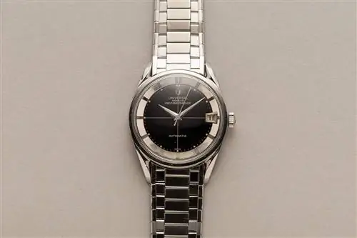 Universal Genève Polerouter