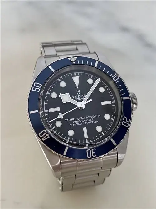 Суперэксклюзивный Tudor Black Bay, которого вы никогда раньше не видели