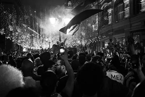 Скандер Хлиф запечатлел разгул тунисского чемпионата мира в фильме «Хулиганы любви»