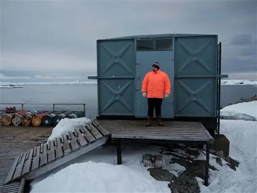 Как современные фотографы-документалисты используют камеры среднего формата